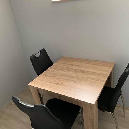Beregi Apartman Tiszaujvaros Bagian luar foto