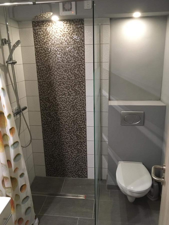 Beregi Apartman Tiszaujvaros Bagian luar foto
