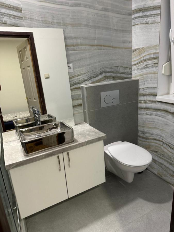 Beregi Apartman Tiszaujvaros Bagian luar foto