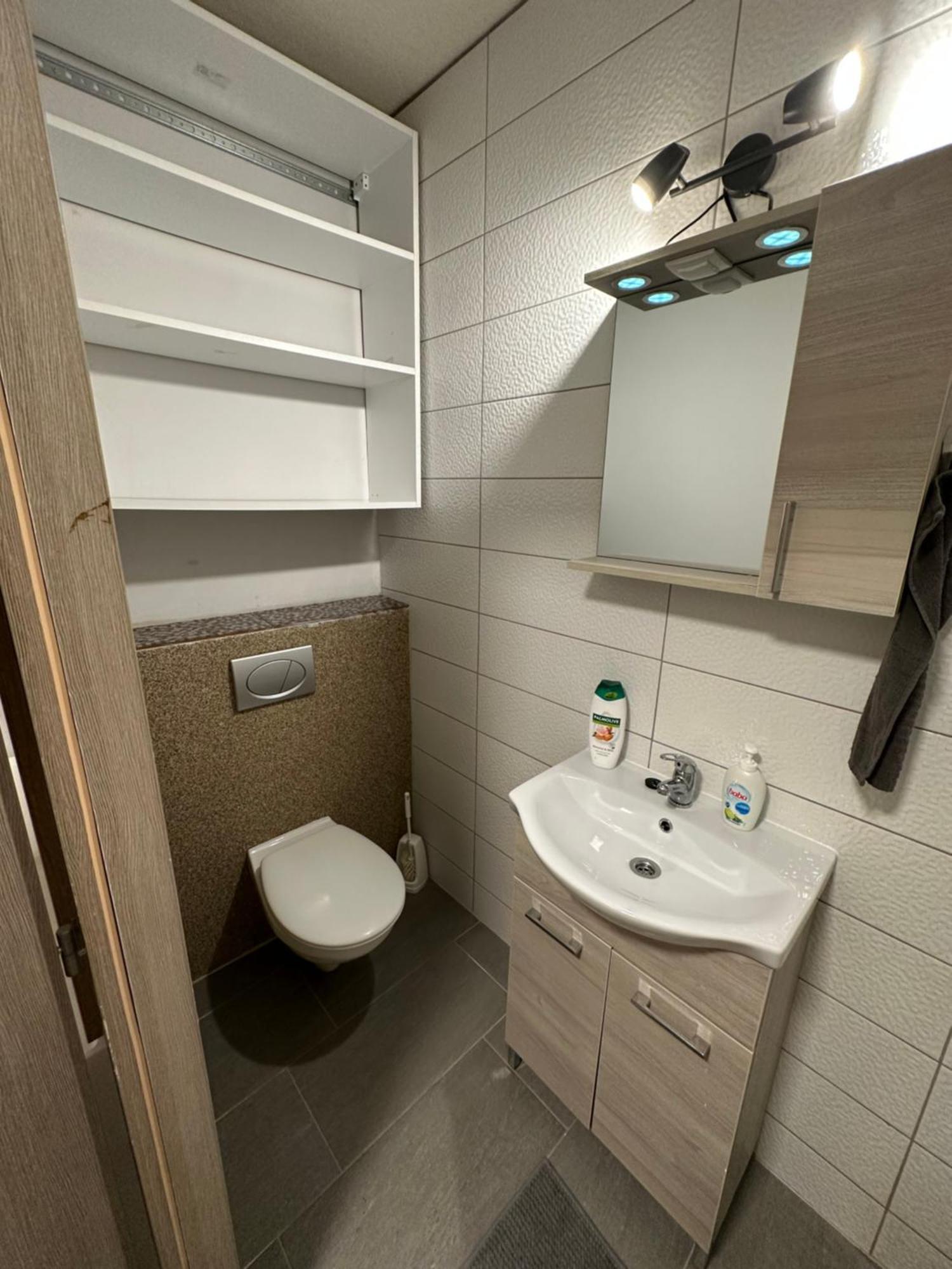 Beregi Apartman Tiszaujvaros Bagian luar foto